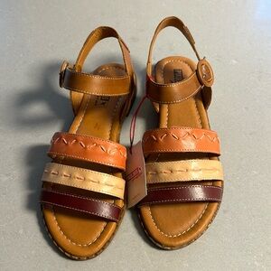 Pikolinos Apgar sandals - NWT size 39 Size 9